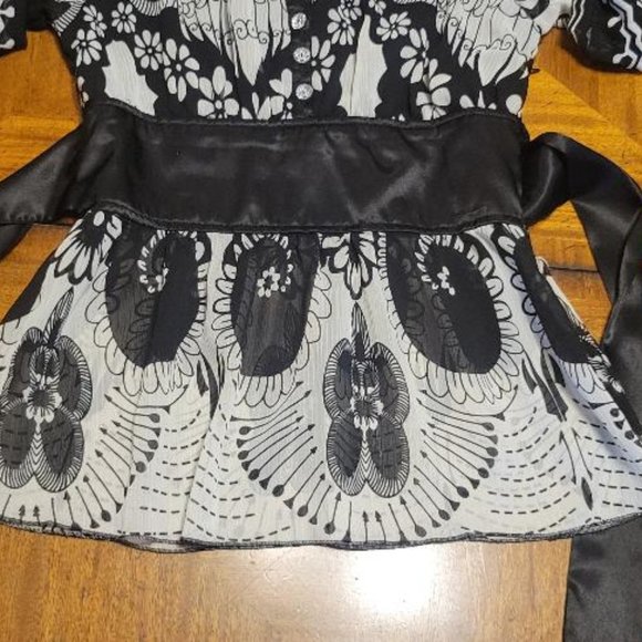 Rampage Chiffon and Satin Blouse - Picture 5 of 10